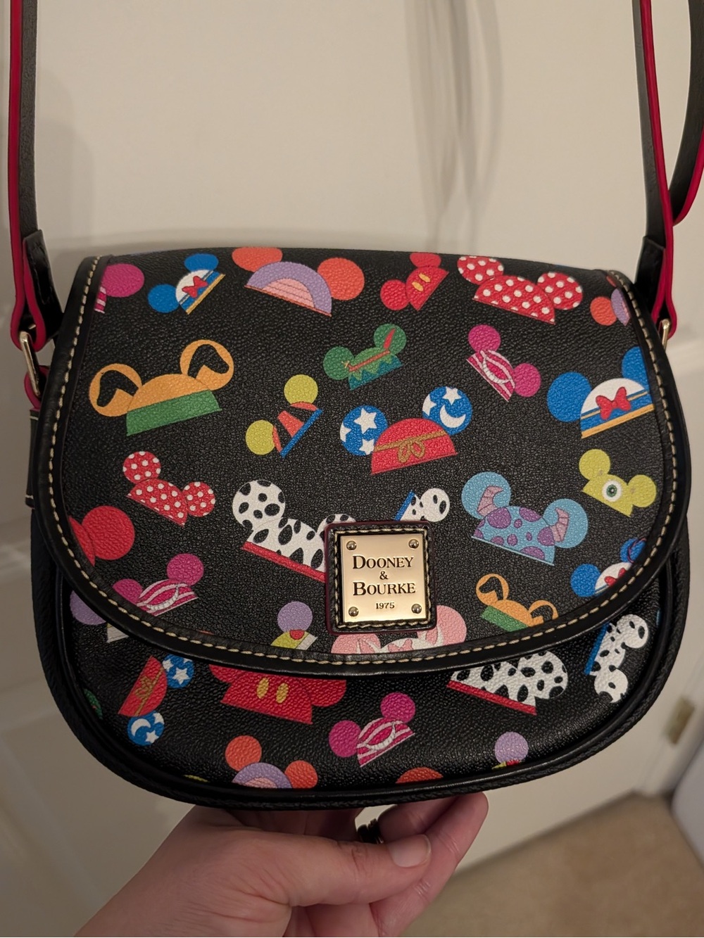 DOONEY & BOURKE Disney Parks “I Am Ear Hat” Hallie Crossbody Purse